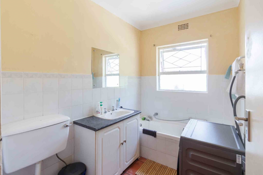 2 Bedroom Property for Sale in Table View Western Cape